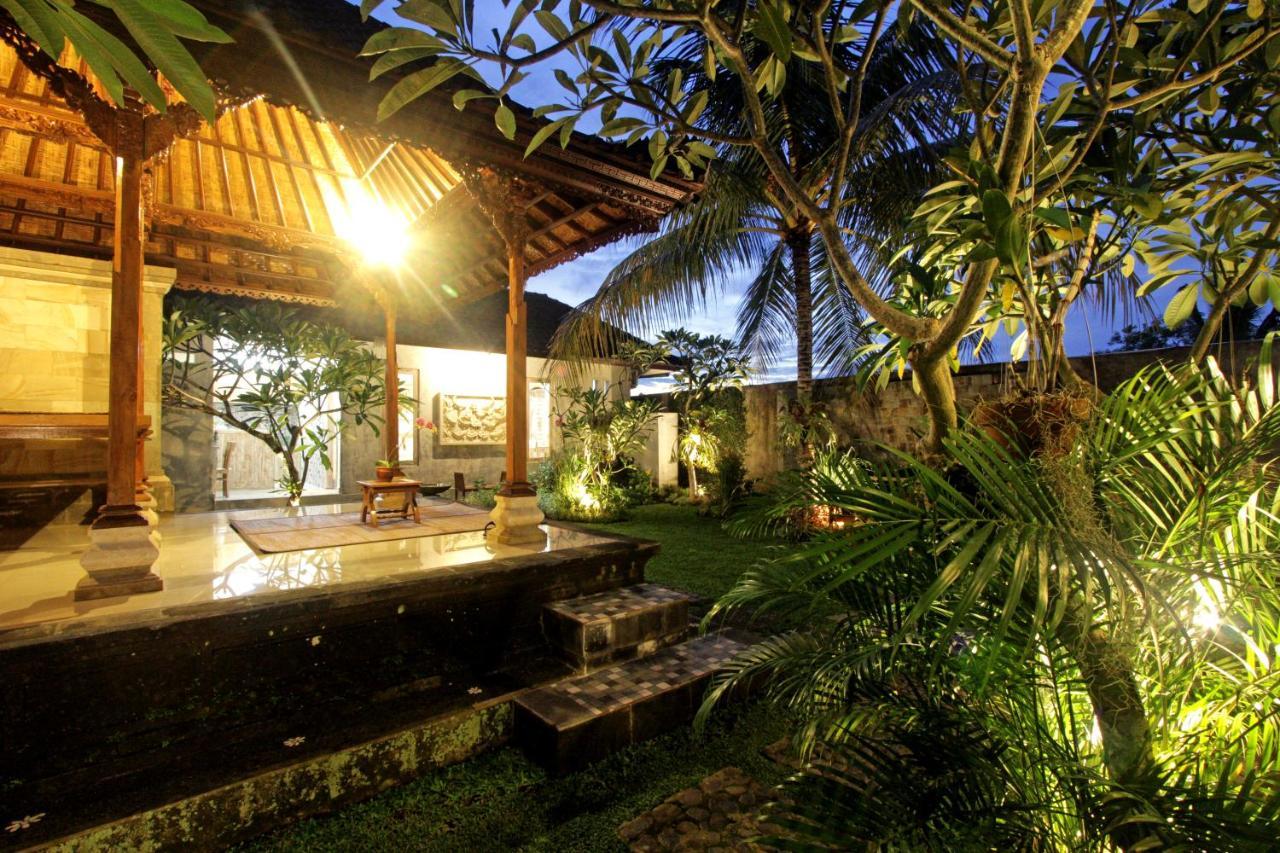 Sari House Ubud - Balinese Style Homestay 외부 사진