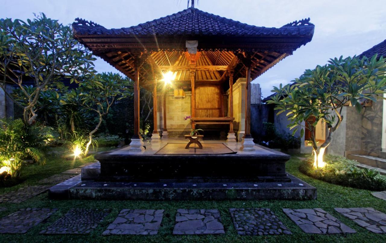 Sari House Ubud - Balinese Style Homestay 외부 사진