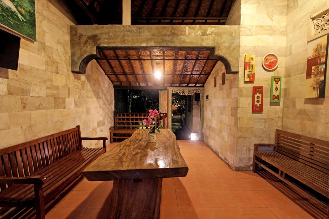 Sari House Ubud - Balinese Style Homestay 외부 사진